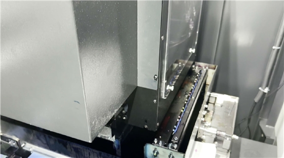 爲(wei)什麽(me)數碼(ma)印花(hua)機清(qing)洗噴(pen)頭不(bu)出廢(fei)墨?