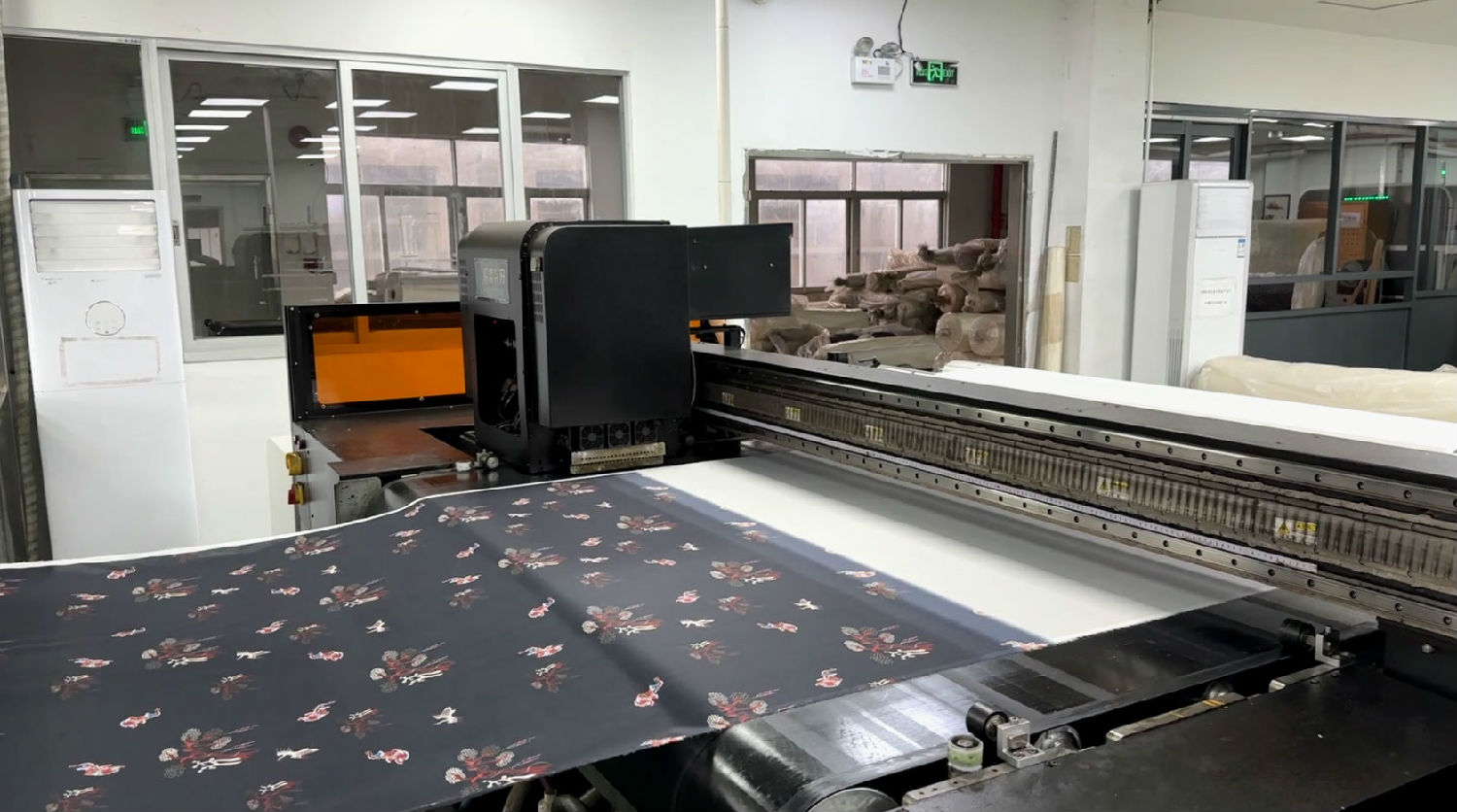 數碼印(yin)花機墨(mo)墊的作(zuo)用是什(shi)麽?