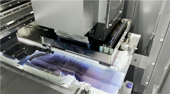 直(zhi)噴數碼印(yin)花機如何(he)抽取廢墨(mo)?