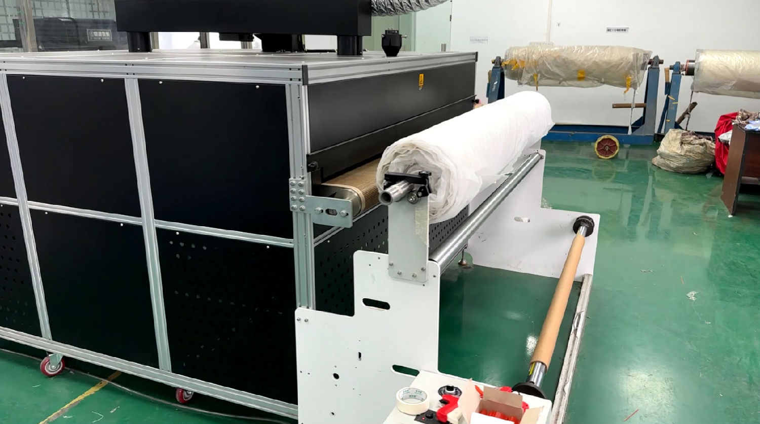 數(shu)碼印花(hua)機哪些(xie)部件需(xu)要定期(qi)檢查和(he)維護？